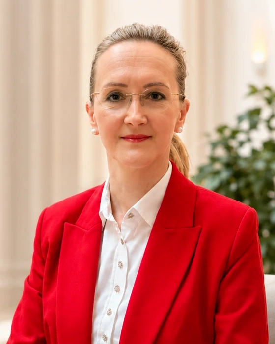 Portret dr Anny Kulińskiej, radcy prawnego i doktora nauk prawnych, prowadzącej kancelarię AK-LAW w Warszawie.